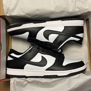 Nike Dunks (panda)